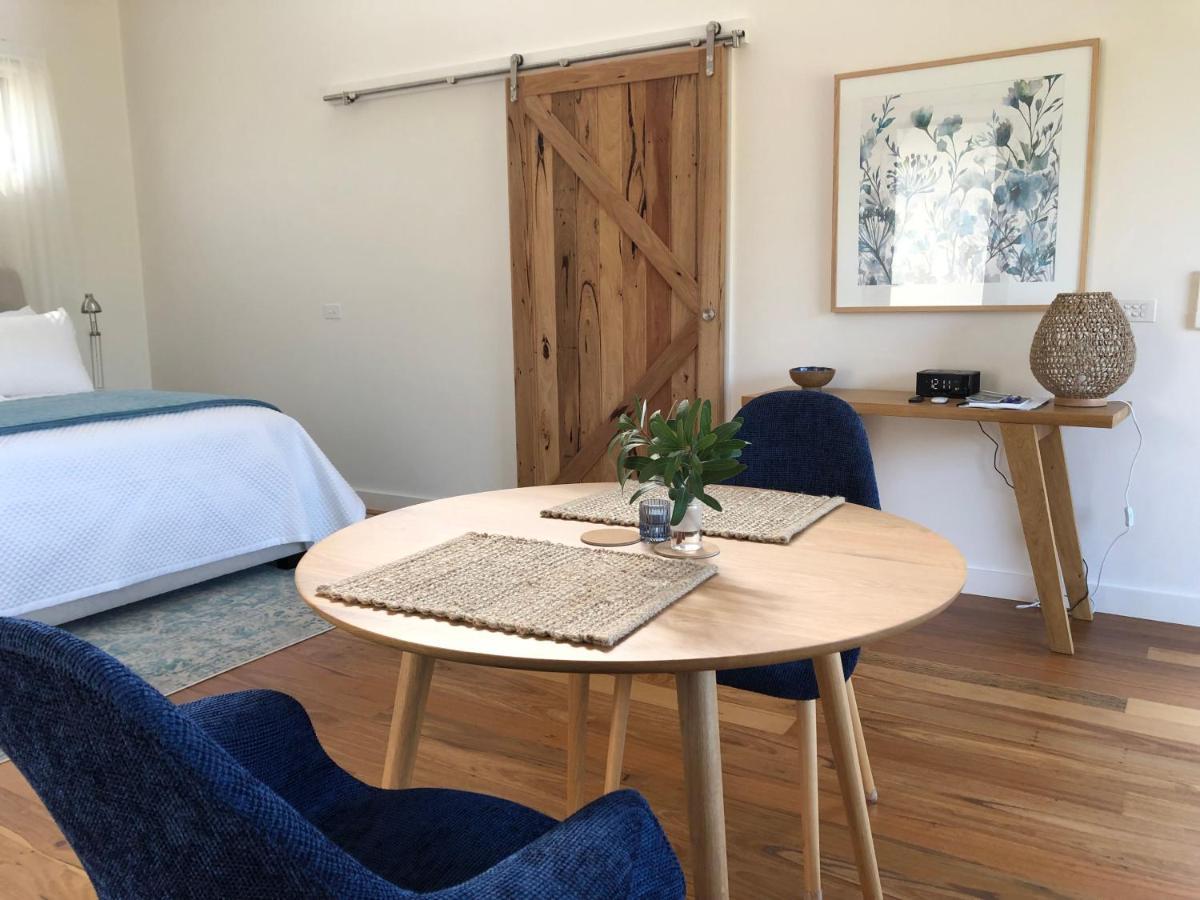 Messmates Luxury Eco Suites 因沃洛什 外观 照片